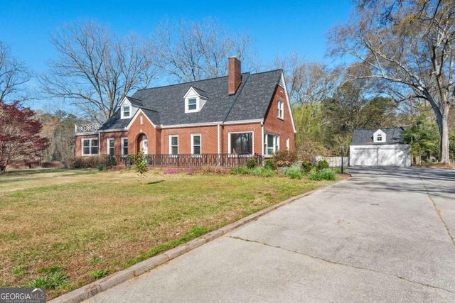 407 East College Street, Bowdon, GA 30108