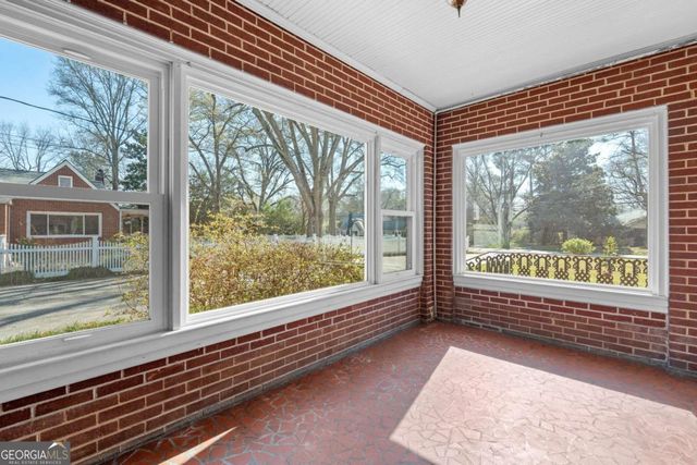 407 East College Street, Bowdon, GA 30108