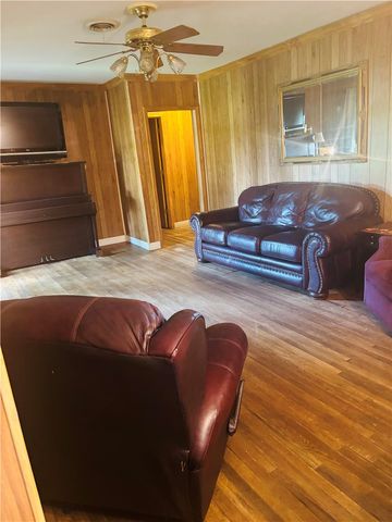845 N Reynolds, Alice, TX 78332