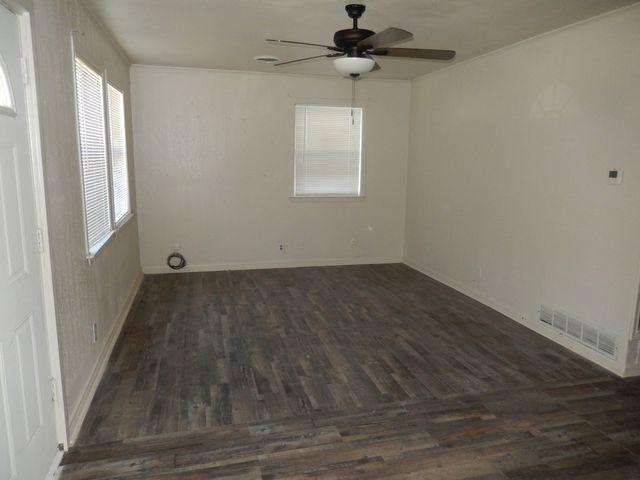 2710 Mount View Drive, Farmers Branch, TX 75234