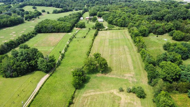 2418 Ben Green Rd, Lebanon, TN 37090