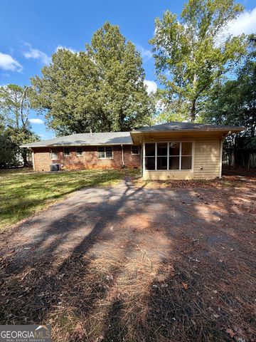 170 Forest Road, Athens, GA 30605