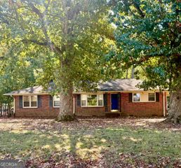 170 Forest Road, Athens, GA 30605