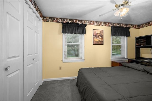 11 Riverside Dr, Webster, MA 01570