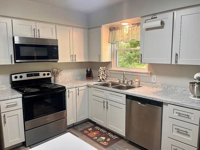 3601 Rolling Hill AVE, Roanoke, VA 24017