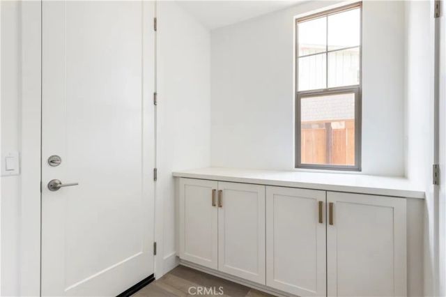 173 E Palm Street East, Altadena, CA 91001