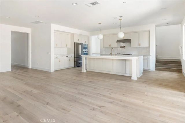 173 E Palm Street East, Altadena, CA 91001