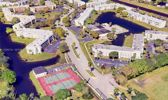 8350 Sunrise Lakes Blvd 205, Sunrise, FL 33322