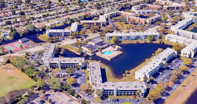 8350 Sunrise Lakes Blvd 205, Sunrise, FL 33322