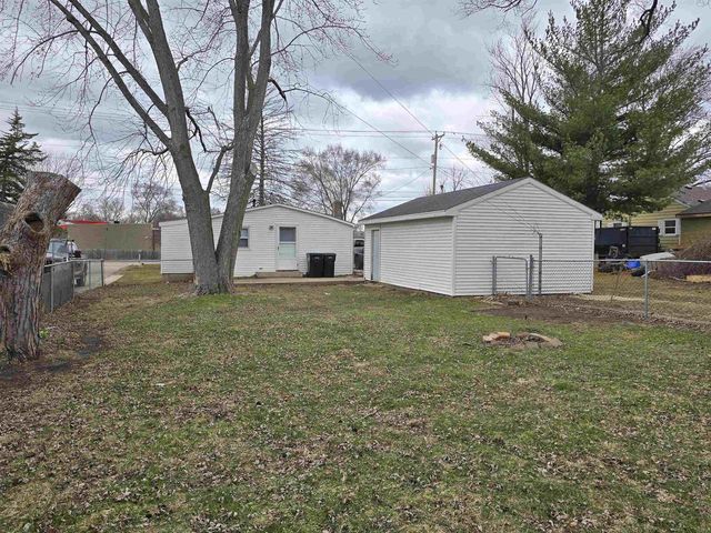 1355 Townline Avenue, Beloit, WI 53511