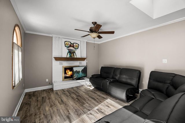 136 PARADISE DR, Voorhees, NJ 08043