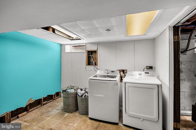 136 PARADISE DR, Voorhees, NJ 08043