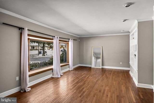 136 PARADISE DR, Voorhees, NJ 08043