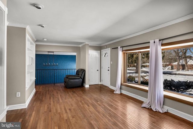 136 PARADISE DR, Voorhees, NJ 08043