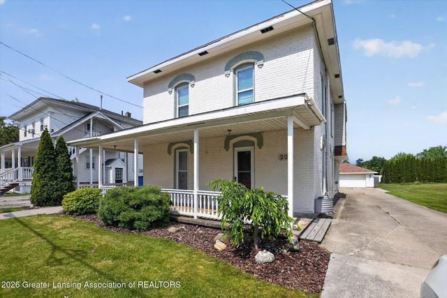 205 High Street, Laingsburg, MI 48848