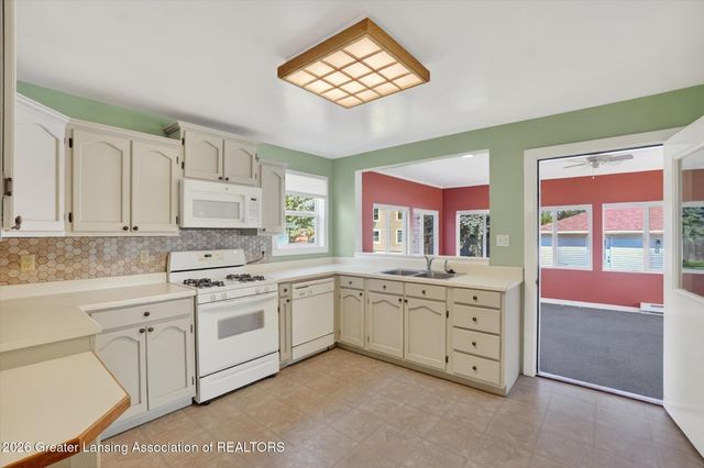 205 High Street, Laingsburg, MI 48848