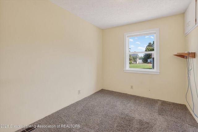 205 High Street, Laingsburg, MI 48848