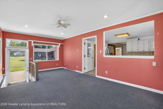 205 High Street, Laingsburg, MI 48848