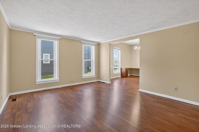 205 High Street, Laingsburg, MI 48848