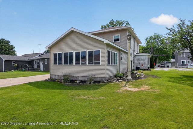 205 High Street, Laingsburg, MI 48848