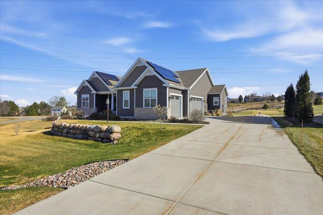 4754 Sunset Ridge Drive, Middleton, WI 53562