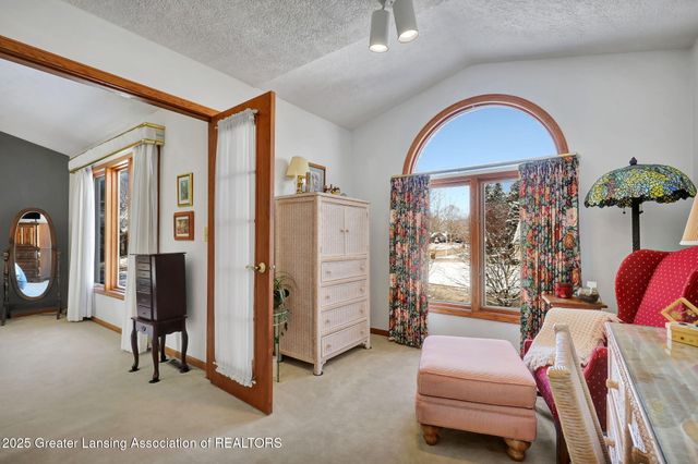 4915 Canyon Trail, Lansing, MI 48917