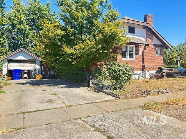 1120 9th Street, Lewiston, ID 83501