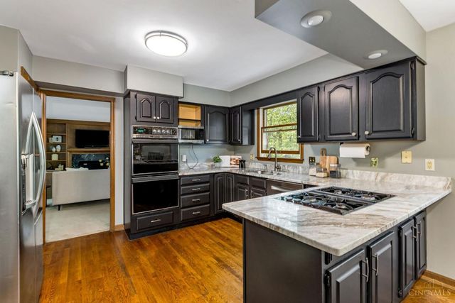 9761 Berry Hill Drive, West Chester, OH 45241
