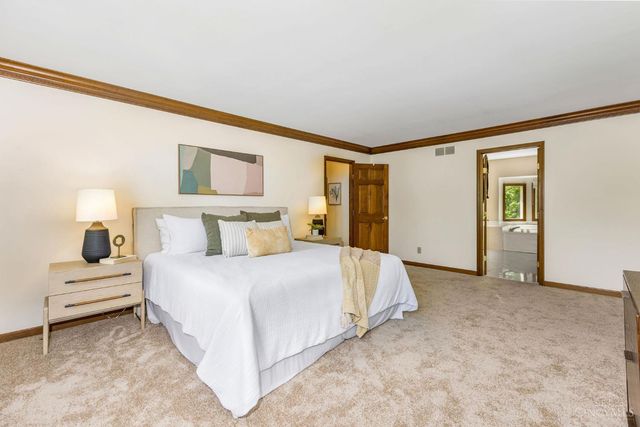 9761 Berry Hill Drive, West Chester, OH 45241
