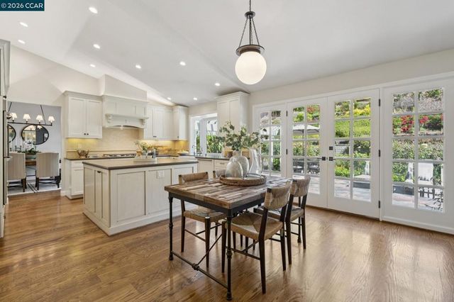 1718 Rockspring Place, Walnut Creek, CA 94596