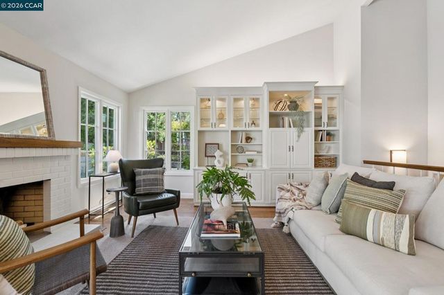 1718 Rockspring Place, Walnut Creek, CA 94596