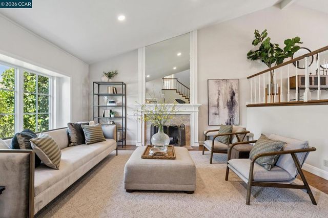 1718 Rockspring Place, Walnut Creek, CA 94596