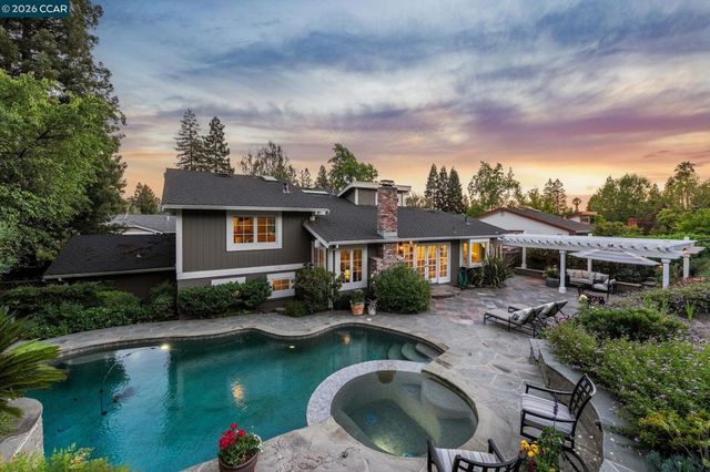 1718 Rockspring Place, Walnut Creek, CA 94596