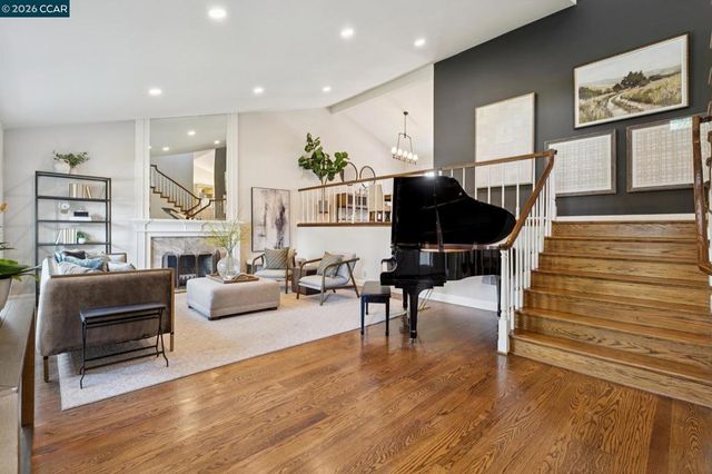 1718 Rockspring Place, Walnut Creek, CA 94596