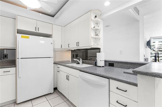 380 Seaview CT # 908, Marco Island, FL 34145