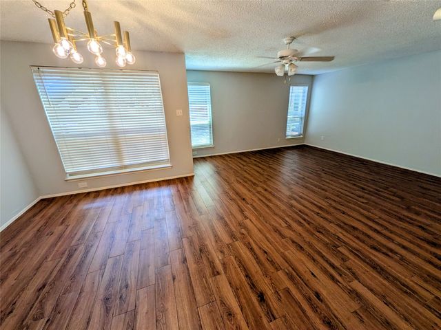10650 Steppington Drive 116, Dallas, TX 75230