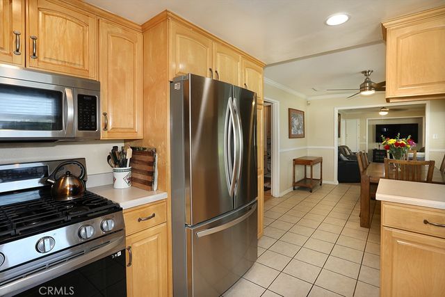 700 E Taft 22, Orange, CA 92865
