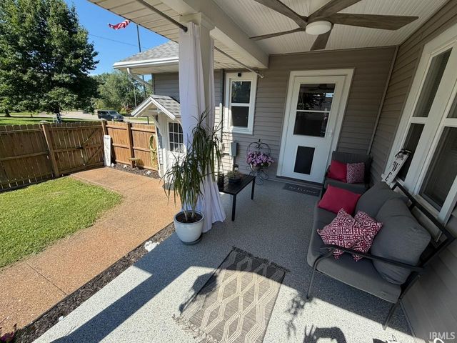 752 S Englewood Avenue, Evansville, IN 47714