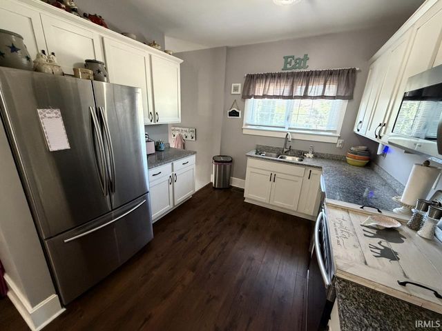 752 S Englewood Avenue, Evansville, IN 47714