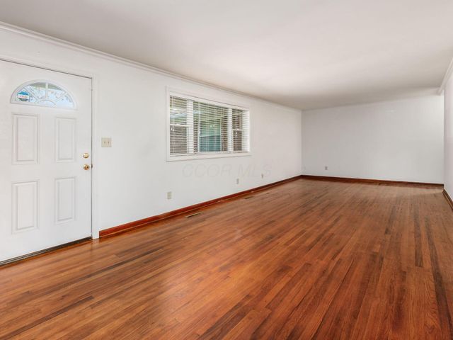 1140 Eastfield Road, Worthington, OH 43085