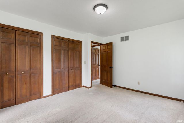 52103 Conestoga Court, Granger, IN 46530