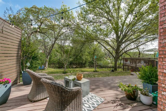 2718 Hidden Lake Drive, Grapevine, TX 76051