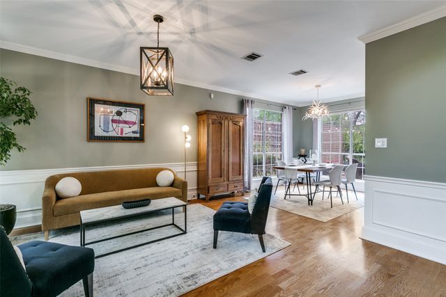 2718 Hidden Lake Drive, Grapevine, TX 76051