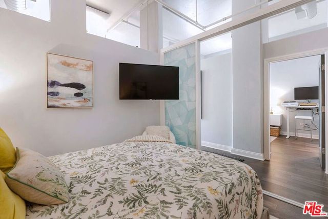 645 W 9th Street 740, Los Angeles, CA 90015