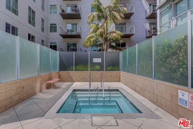 645 W 9th Street 740, Los Angeles, CA 90015