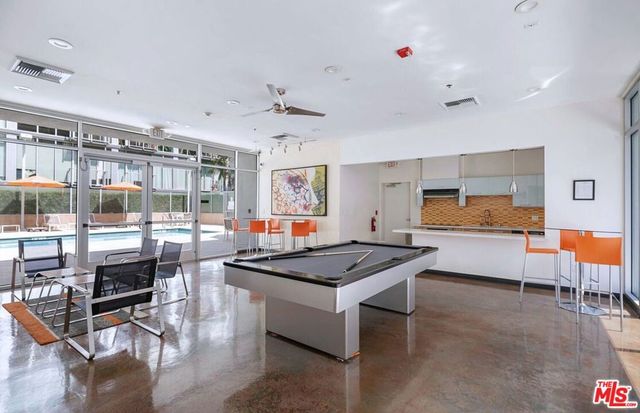 645 W 9th Street 740, Los Angeles, CA 90015