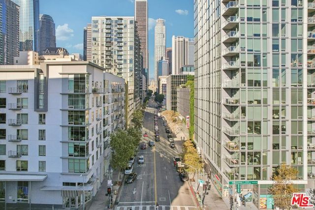 645 W 9th Street 740, Los Angeles, CA 90015