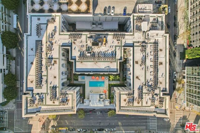 645 W 9th Street 740, Los Angeles, CA 90015