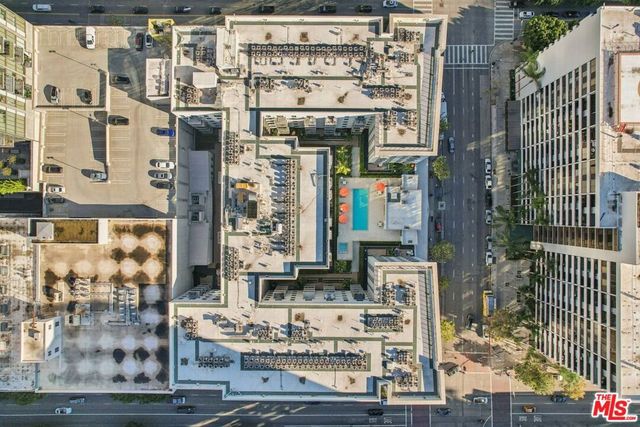 645 W 9th Street 740, Los Angeles, CA 90015