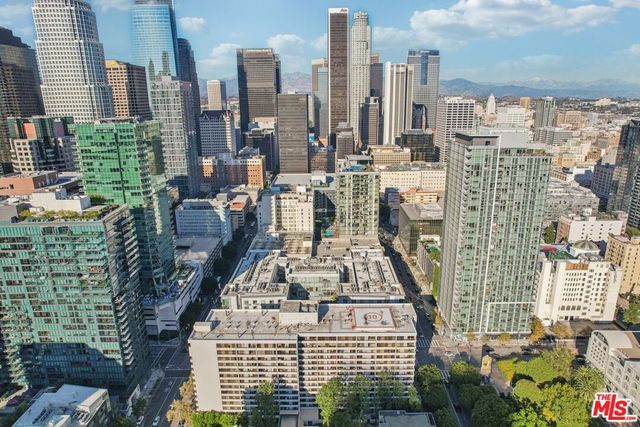 645 W 9th Street 740, Los Angeles, CA 90015